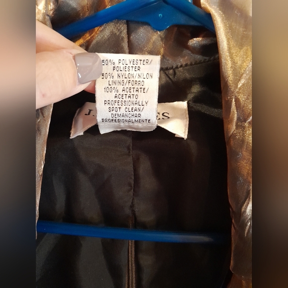 Jr Nights by Carol Lin . Size 8 - Picture 12 of 14